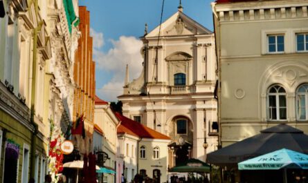 Straßenszene in der Altstadt von Vilnius